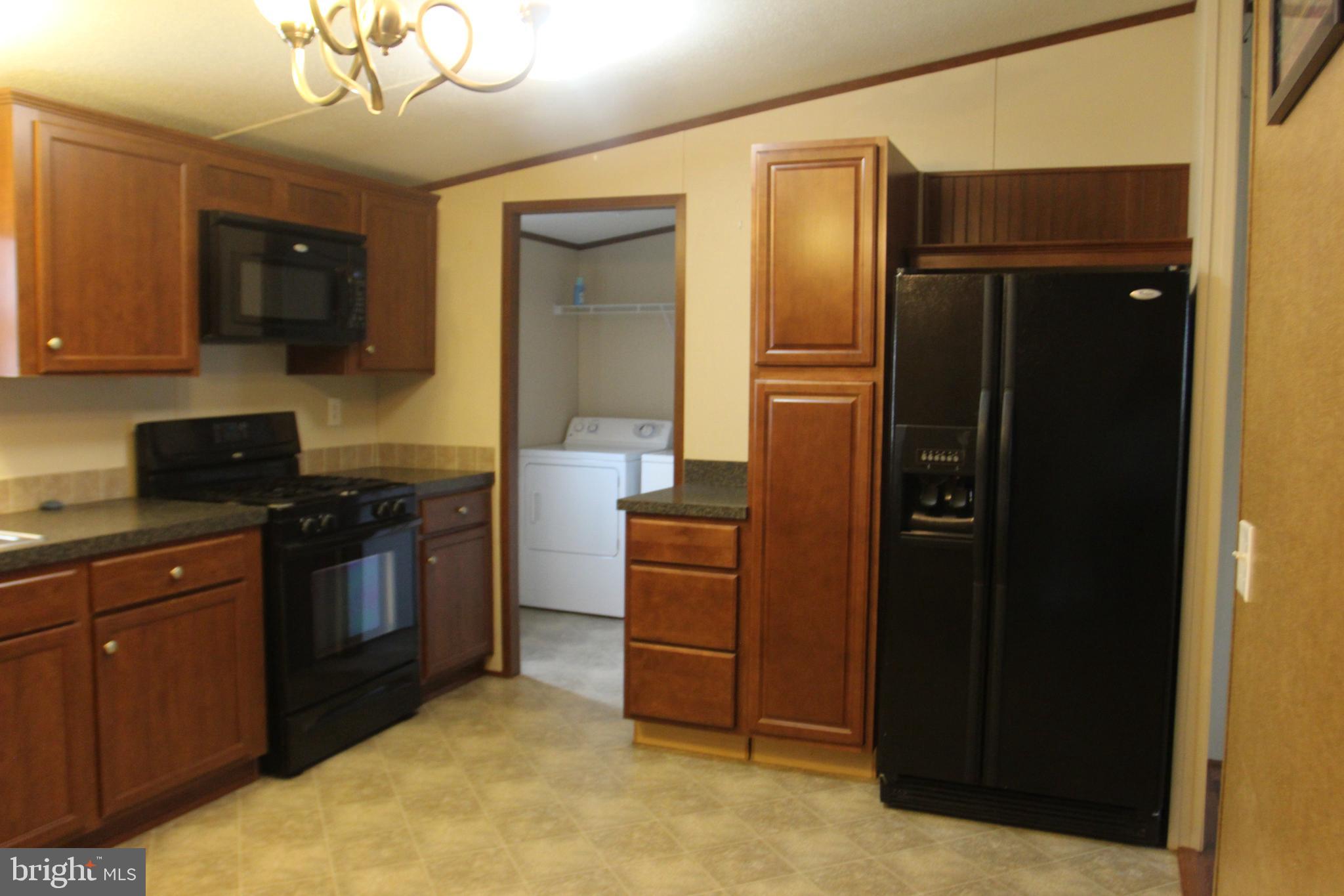 1446 Gibson Road, Unit A49 Bensalem, PA 19020 - Photo 7 of 33