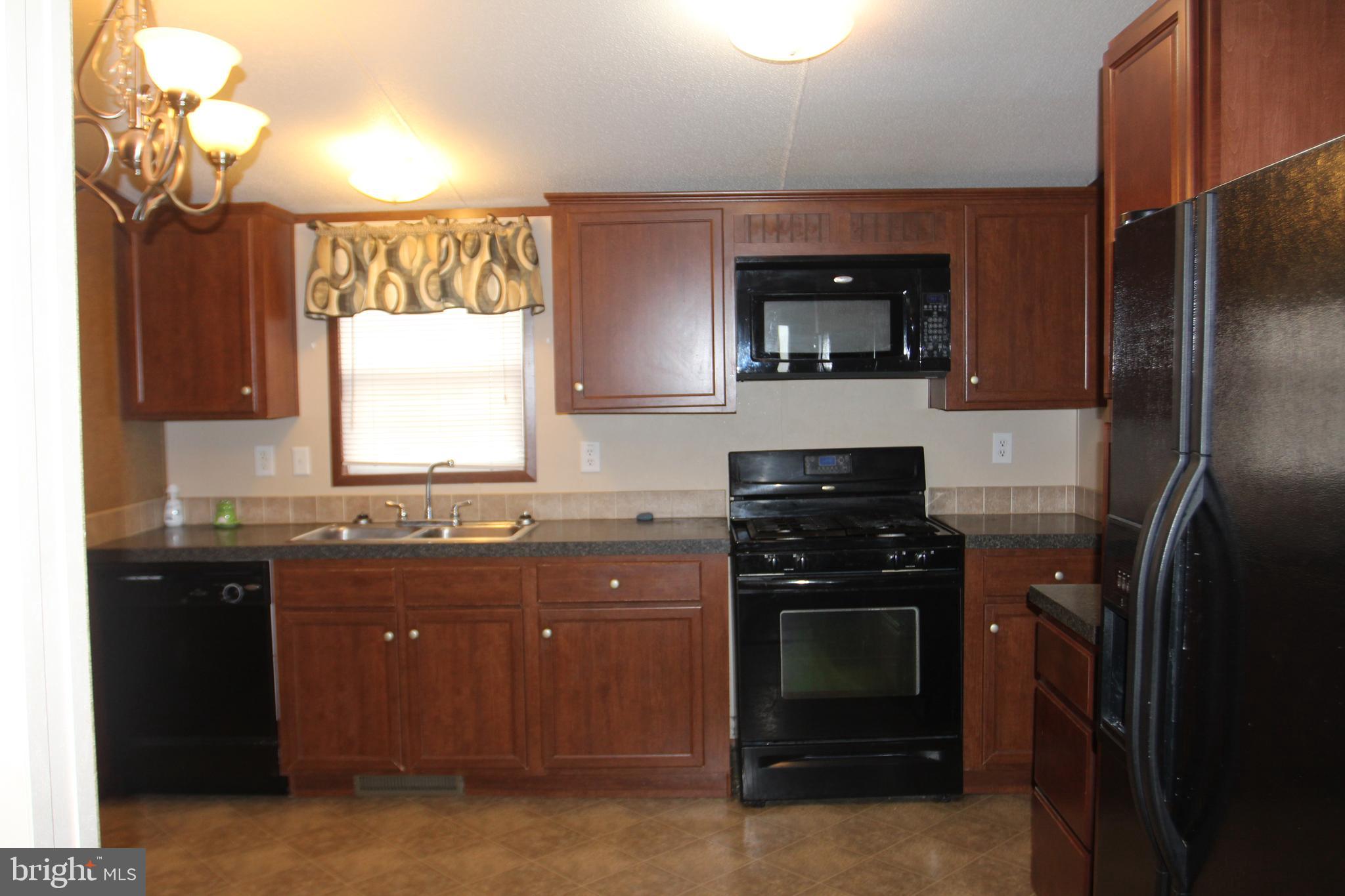 1446 Gibson Road, Unit A49 Bensalem, PA 19020 - Photo 8 of 33