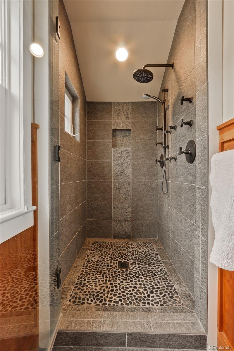 2220 Mesa Drive Boulder, CO 80304 - Photo 19 of 40 a bathroom with a shower