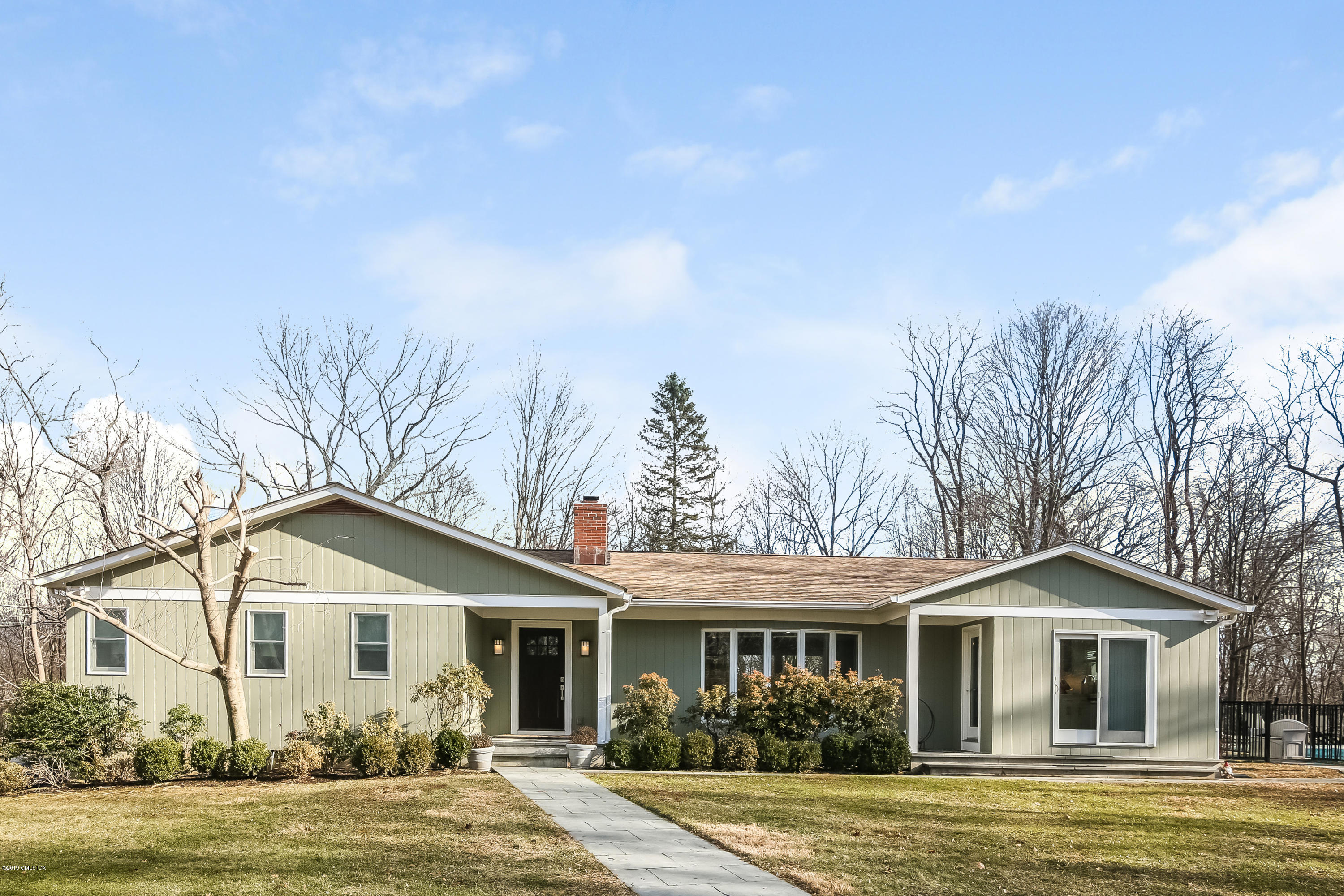 85 Bedford Road Greenwich, CT 06831 - Photo 34 of 38 001-Front_View-5248386-large