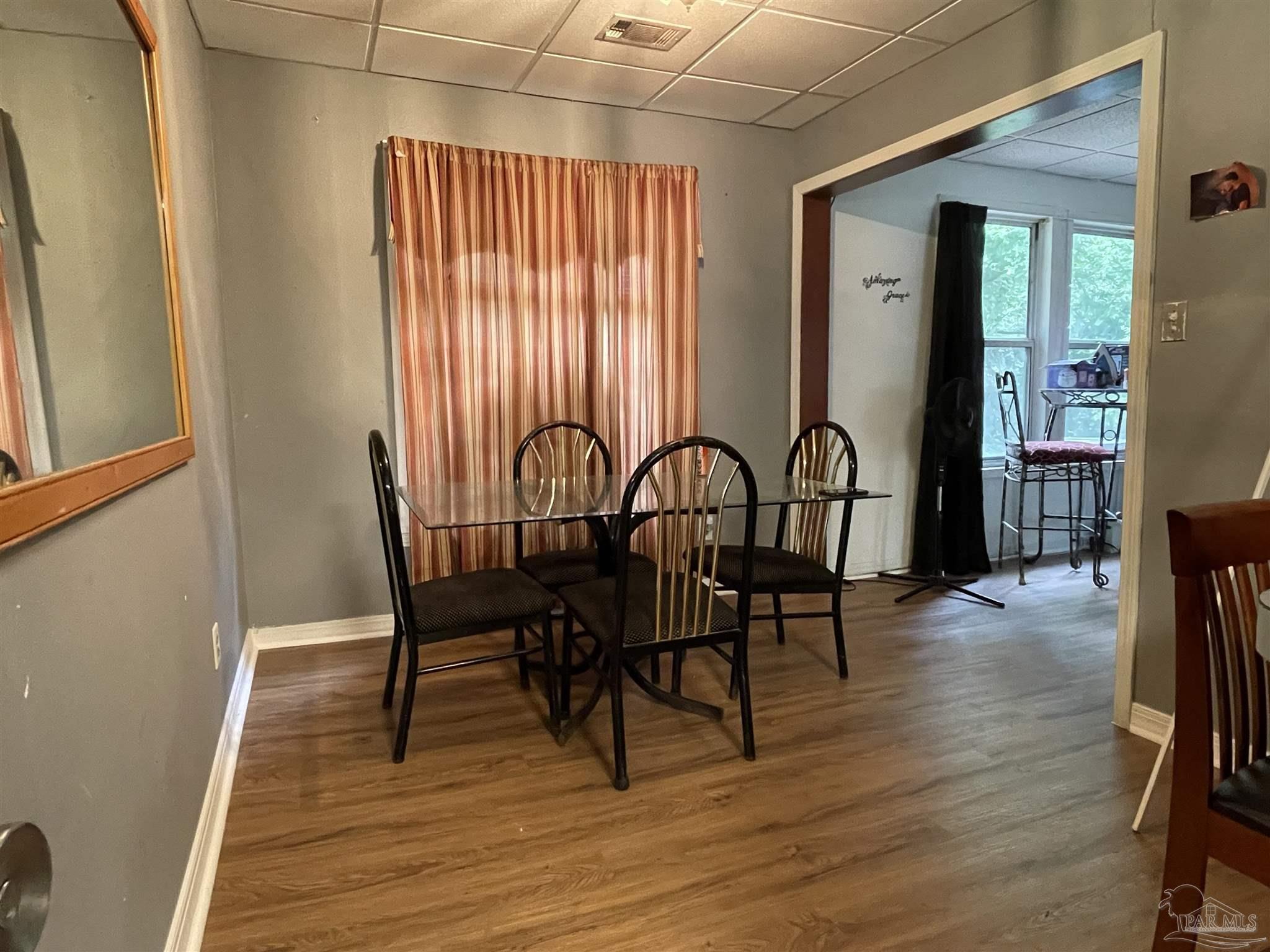 311 West Pinestead Road Pensacola, FL 32503 - Photo 5 of 17 Gallery Image 5