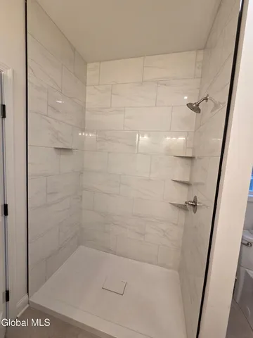 $709,500 | 45 McBride Road, Halfmoon, NY 12118