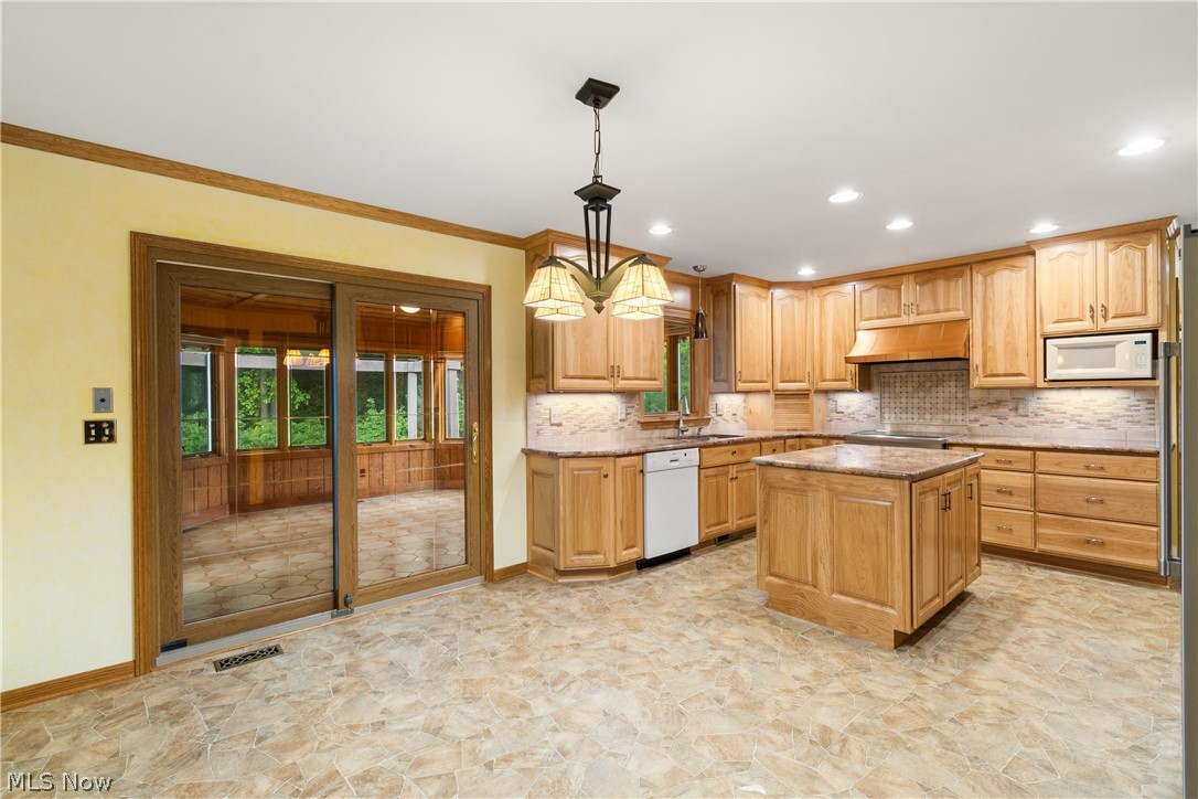 4129 Bramshaw Road Northwest Canton, OH 44718 - Photo 13 of 44 Gallery Image 13