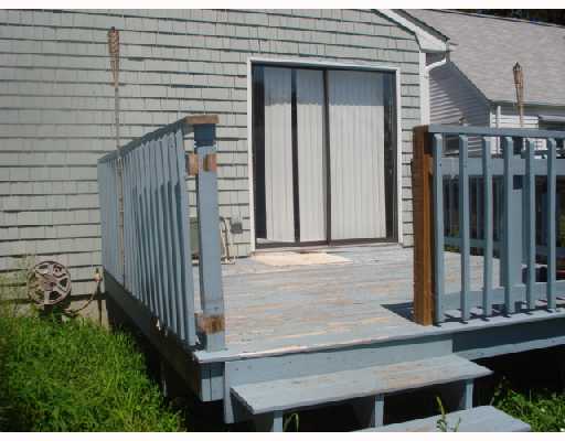 88 Rome Avenue Providence, RI 02908 - Photo 2 of 7 Patio/Deck.