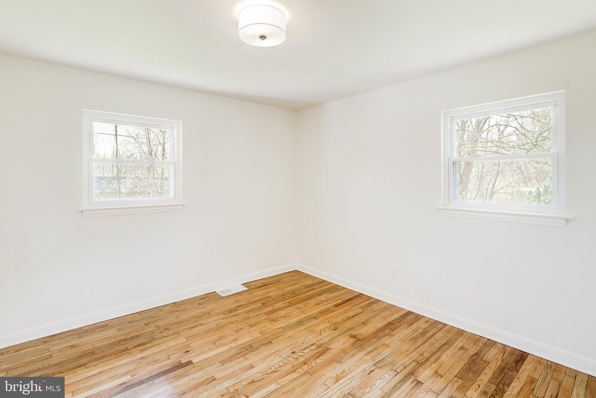 8077 Fox Mill Road Harrisburg, PA 17112 - Photo 23 of 33