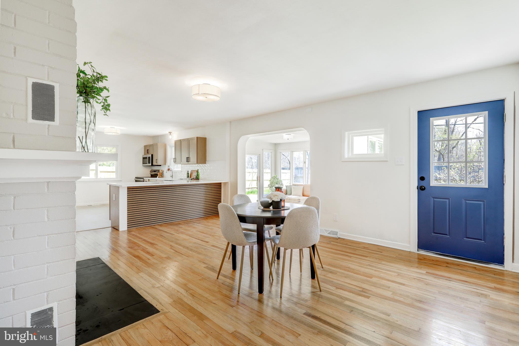 8077 Fox Mill Road Harrisburg, PA 17112 - Photo 4 of 33