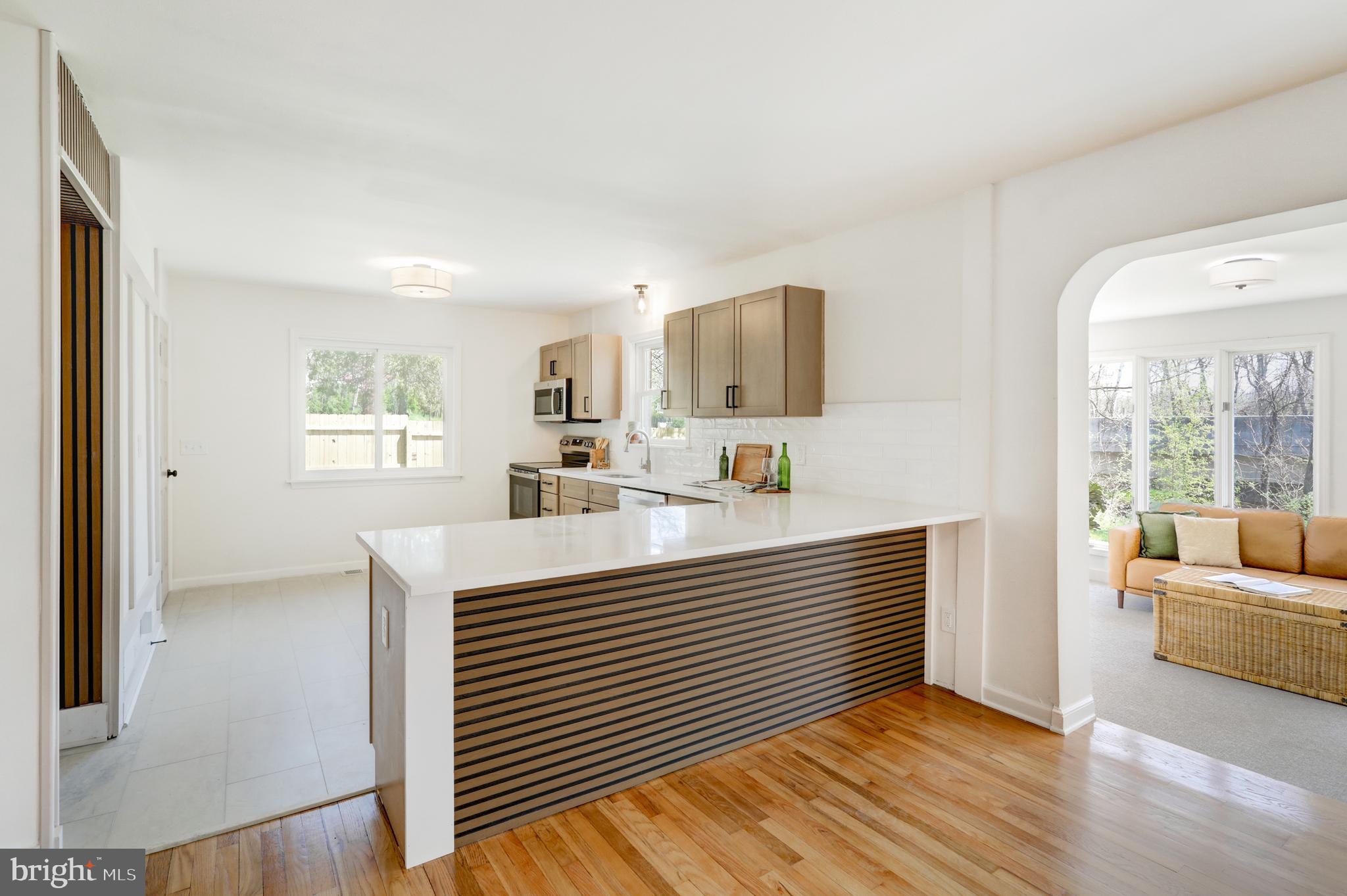 8077 Fox Mill Road Harrisburg, PA 17112 - Photo 7 of 33