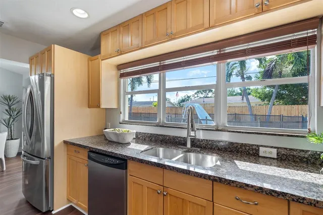 $519,000 | 1140 Northeast 23rd Place, Pompano Beach, FL 33064