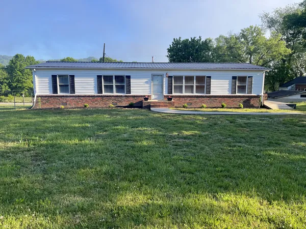 $279,900 | 320 Lebanon Highway, Carthage, TN 37030