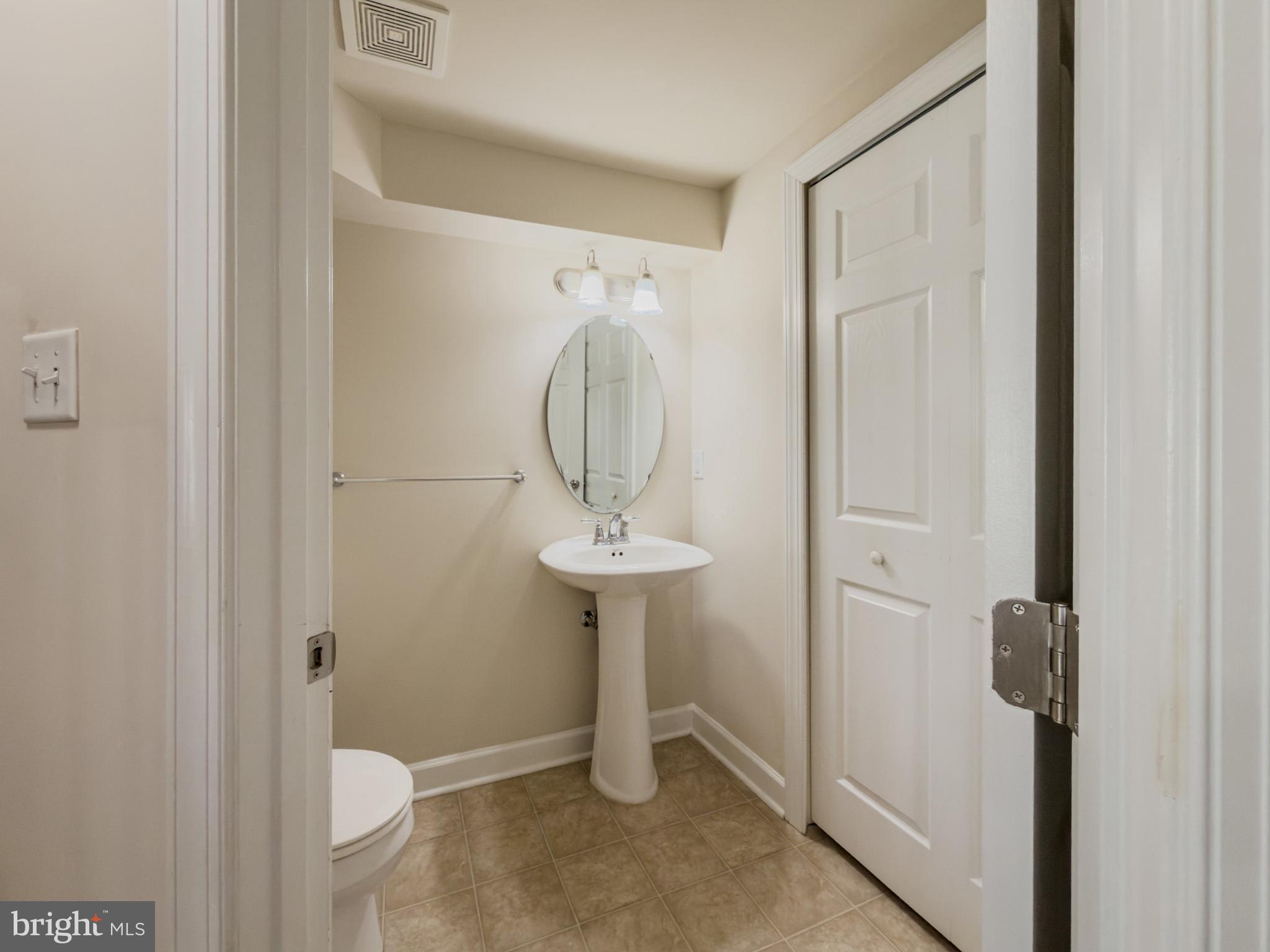 2054 Spring Run Circle Frederick, MD 21702 - Photo 35 of 46