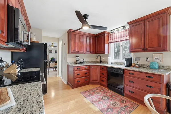 $430,000 | 202 Torrey Ln Extension, Unit 202, Holden, MA 01520