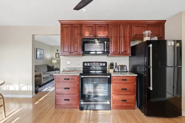 $430,000 | 202 Torrey Ln Extension, Unit 202, Holden, MA 01520