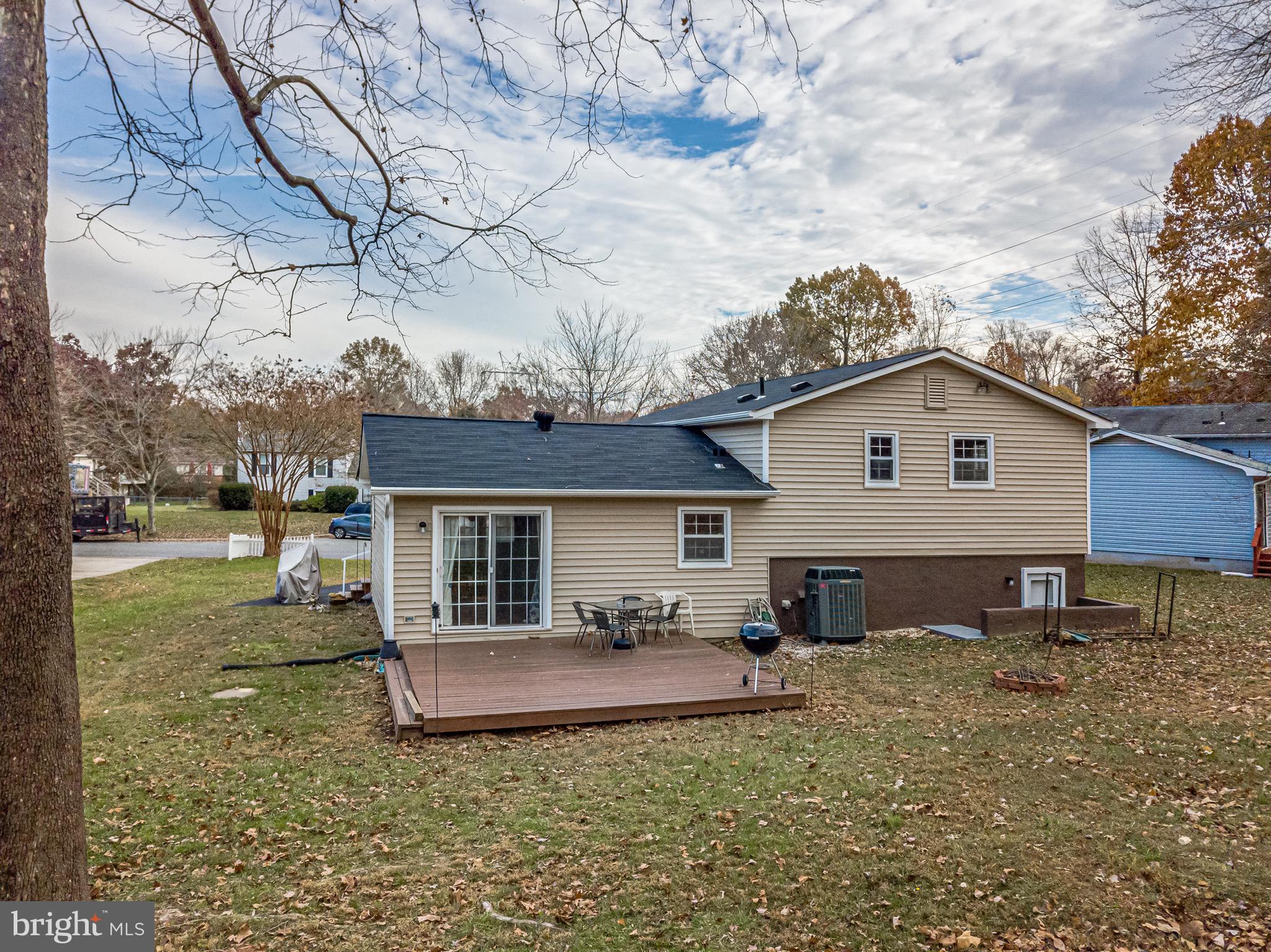 8202 Joshua Court Laurel, MD 20708 - Photo 3 of 34 Patio/deck to enjoy cookouts!