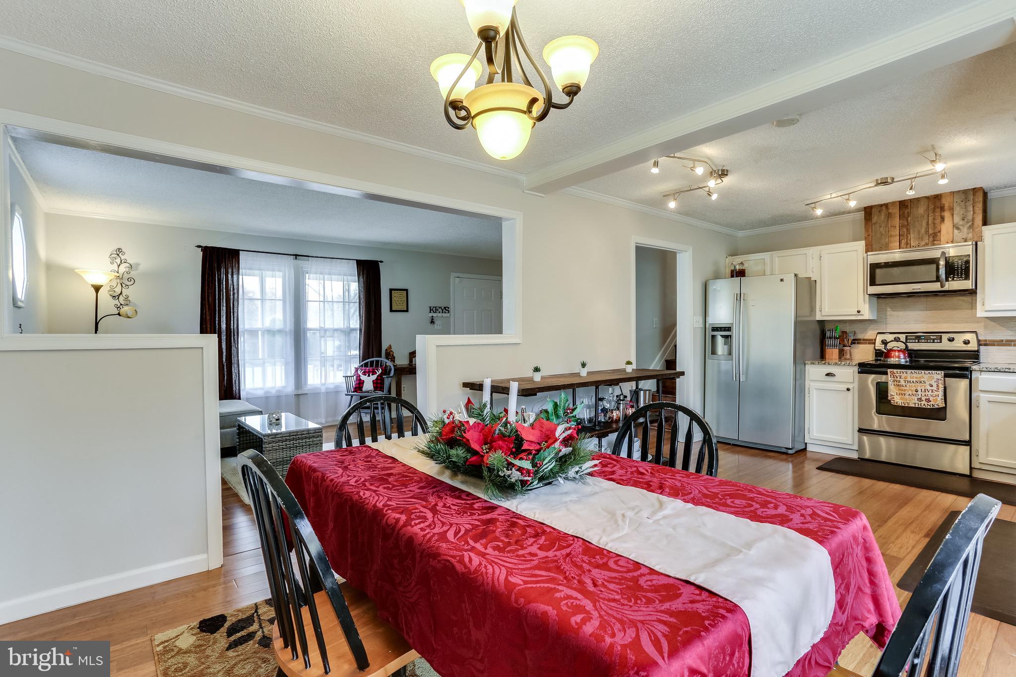 8202 Joshua Court Laurel, MD 20708 - Photo 6 of 34 Spacious Kitchen/dining combo