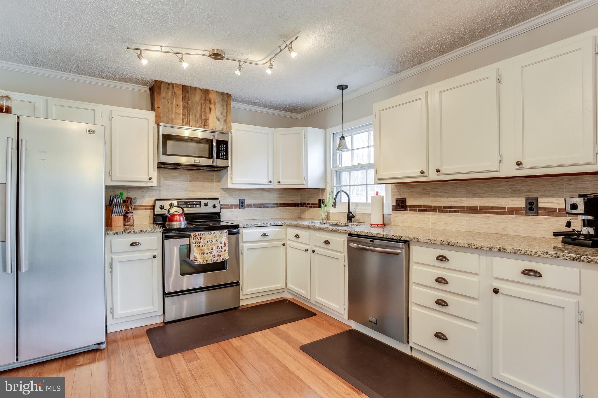 8202 Joshua Court Laurel, MD 20708 - Photo 9 of 34 Thoughtfully updated kitchen
