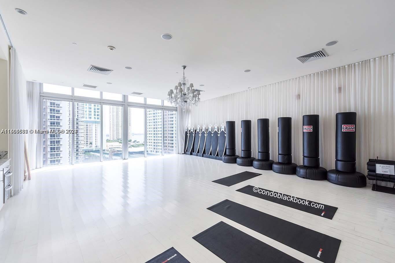 475 Brickell Avenue, Unit 2415 Miami, FL 33131 - Photo 18 of 18