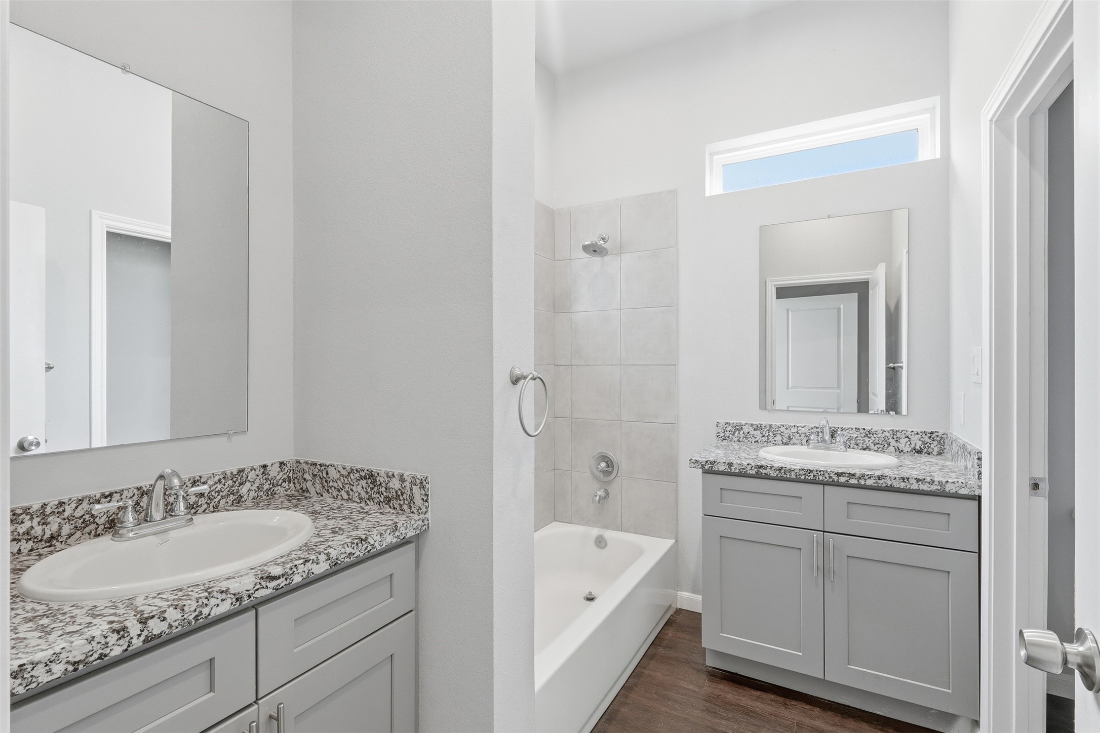 4937 Ambient Dr Spring Spring, TX 77379 - Photo 8 of 16 Primary suite bathroom