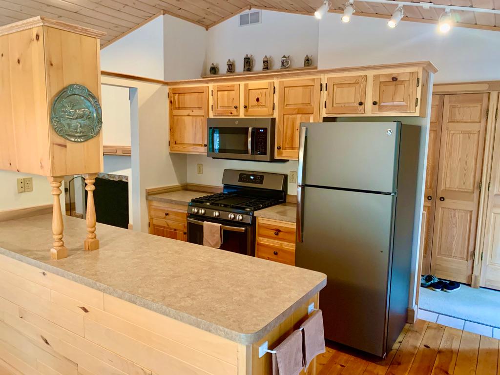 2925 Pine Island Lake Road Eagle River, WI 54521 - Photo 3 of 26 Gallery Image 3