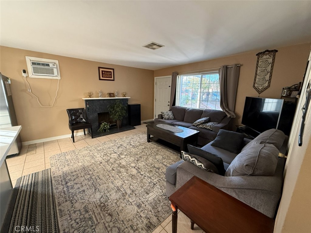 19512 Leadwell Street Reseda, CA 91335 - Photo 3 of 25