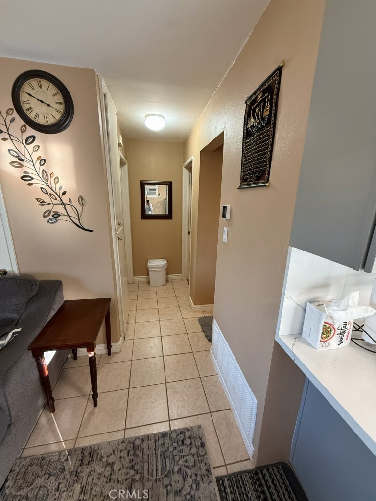 19512 Leadwell Street Reseda, CA 91335 - Photo 5 of 25