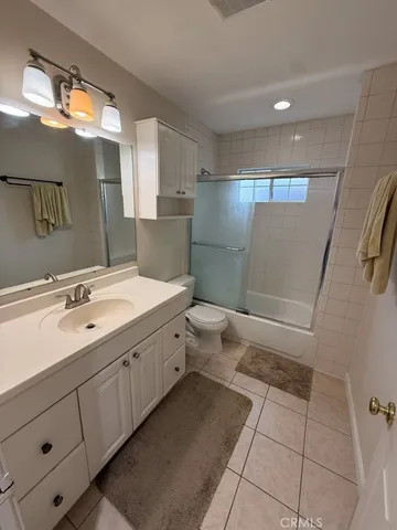 $899,000 | 19512 Leadwell Street, Reseda, CA 91335