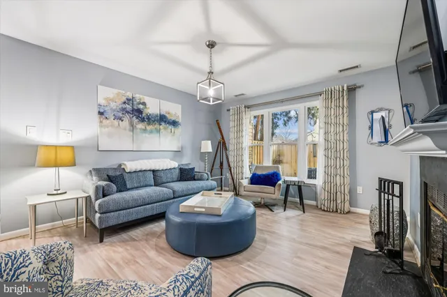 $360,000 | 18238 Rolling Meadow Way, Unit 30, Olney, MD 20832