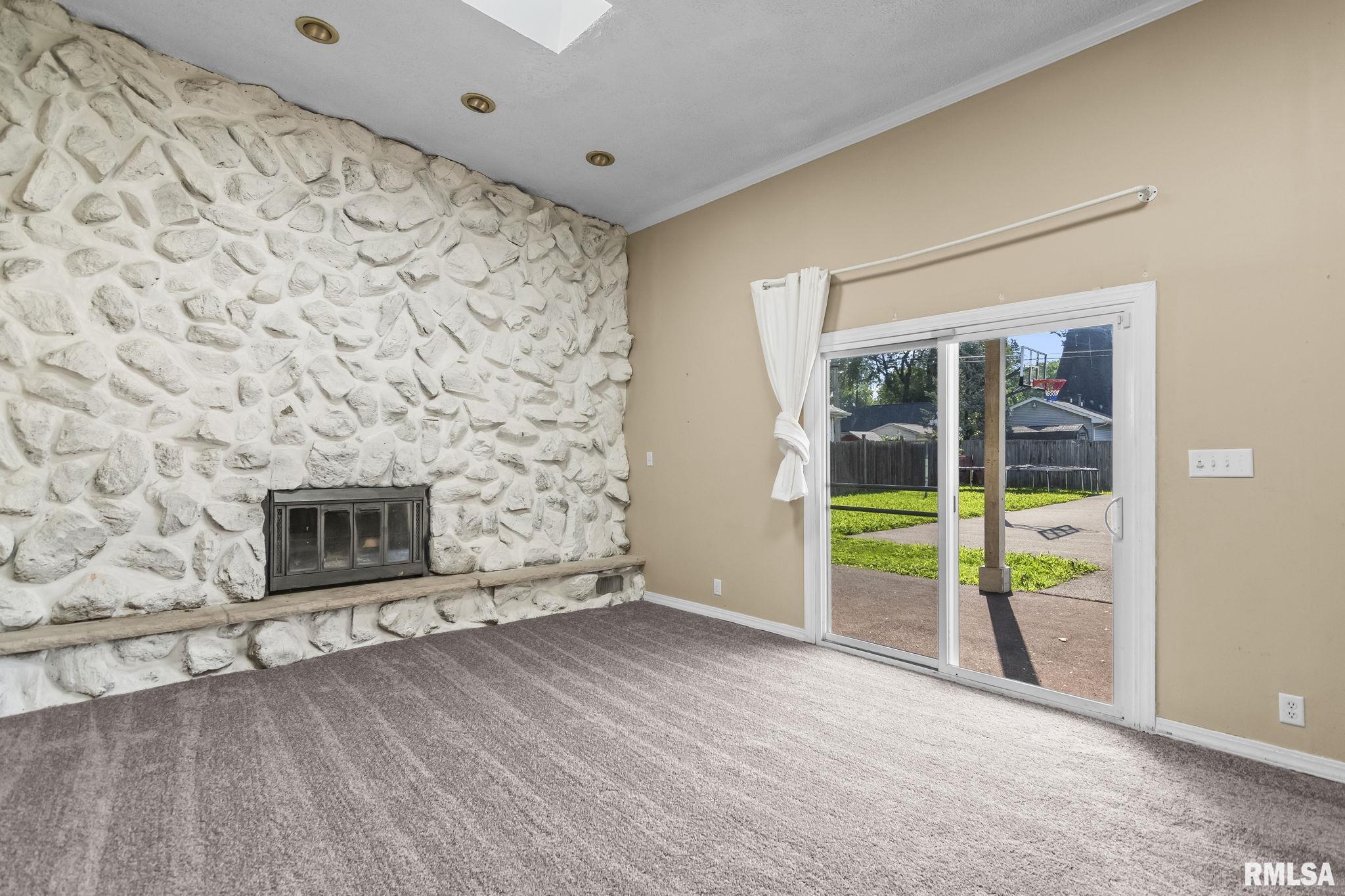 3360 Carman Avenue Springfield, IL 62703 - Photo 8 of 45