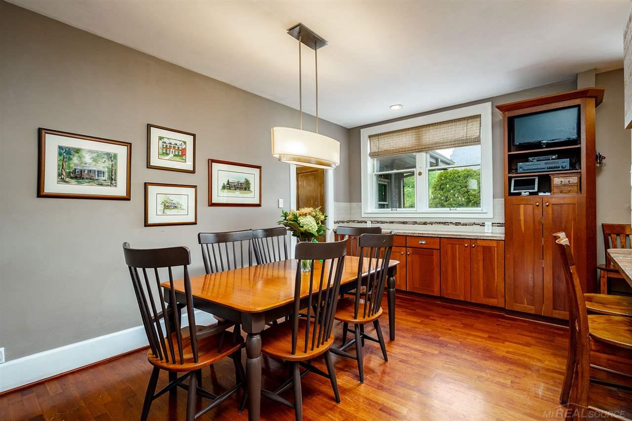 1050 Yorkshire Road Grosse Pointe, MI 48230 - Photo 23 of 85 50012855-22.JPG