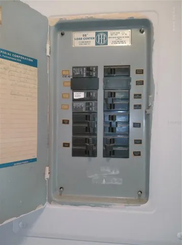 $93,000 | 2459 Columbia Drive, Unit 37, Clearwater, FL 33763