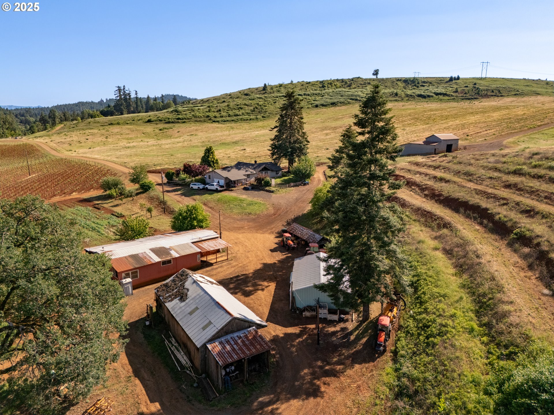 1066 Red Hill Road Oakland, OR 97462 - Photo 5 of 48