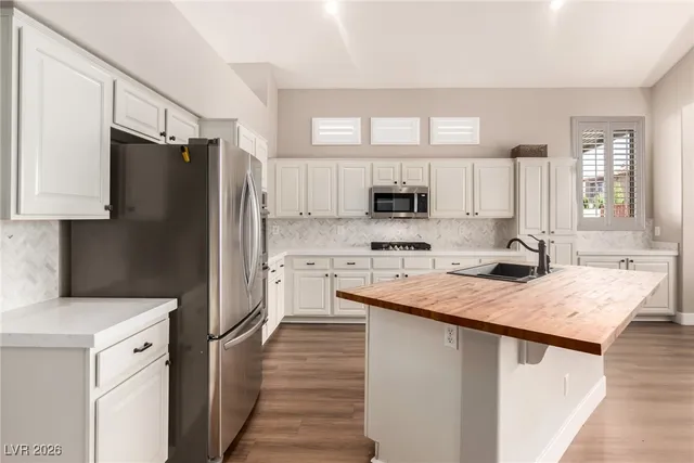 $4,500 | 264 Pointe Ranier Avenue, Henderson, NV 89012