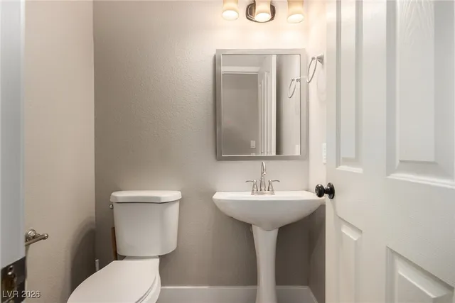 $4,500 | 264 Pointe Ranier Avenue, Henderson, NV 89012