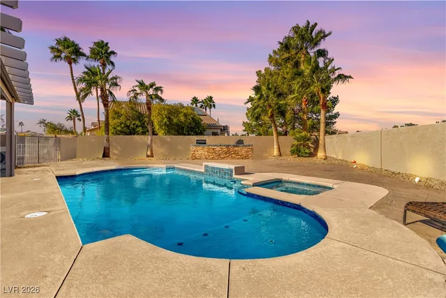 $4,500 | 264 Pointe Ranier Avenue, Henderson, NV 89012