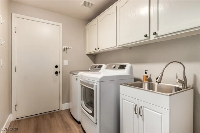 $4,500 | 264 Pointe Ranier Avenue, Henderson, NV 89012