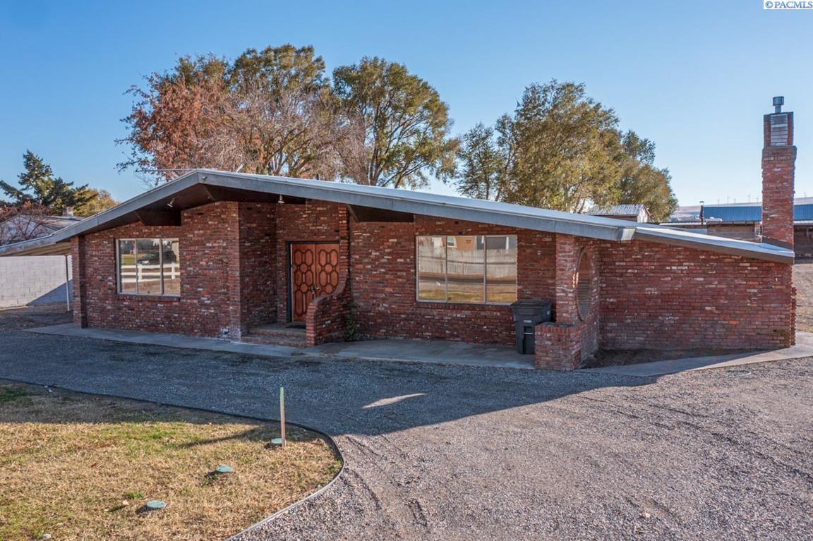 202703 East Bowles Road Kennewick, WA 99337 - Photo 3 of 35 Gallery Image 3