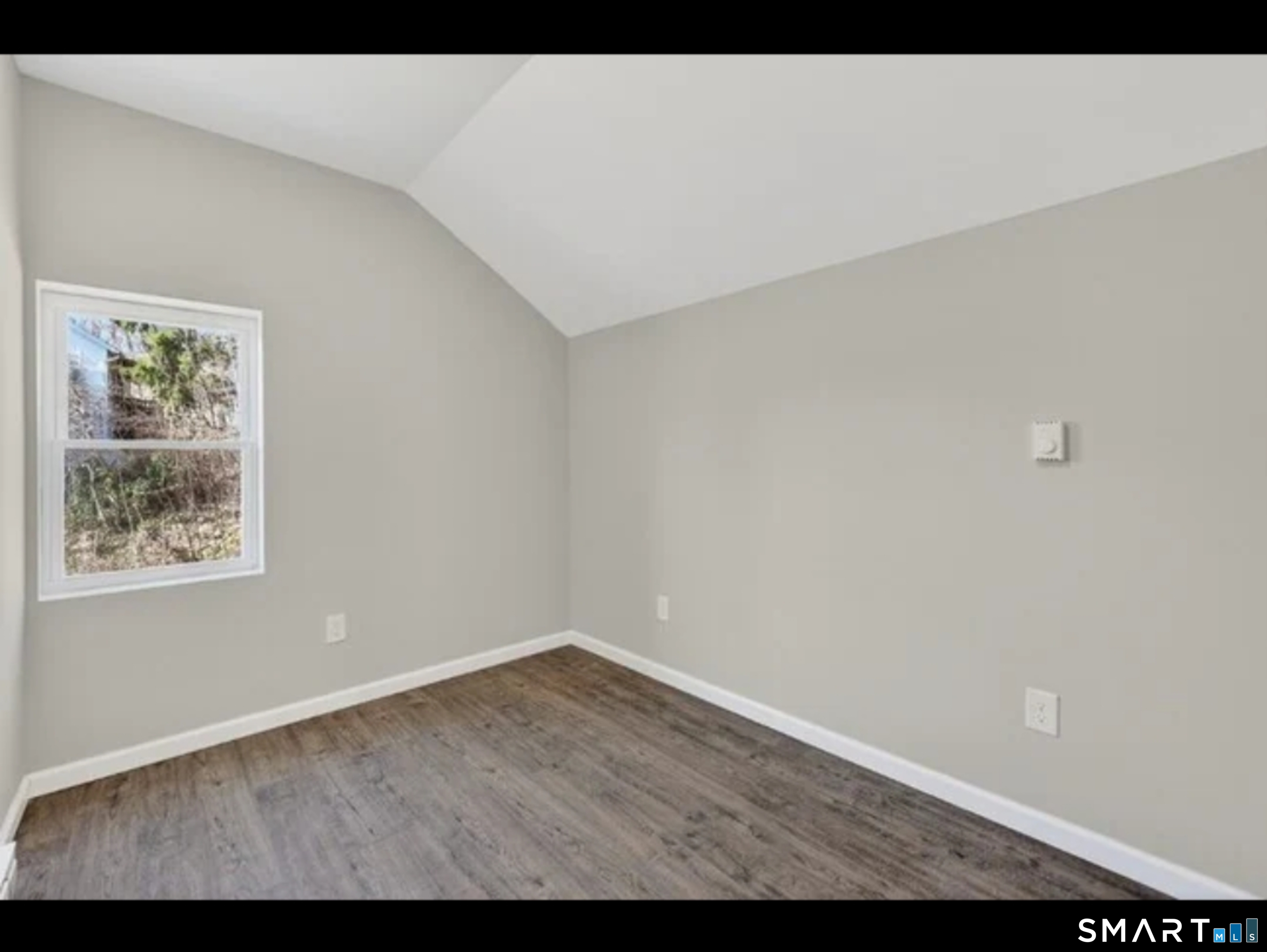 158 Cliff Street Norwich, CT 06360 - Photo 12 of 14