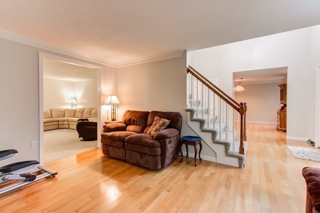 11 Merriam Way Upton, MA 01568 - Photo 14 of 42 Gallery Image 14