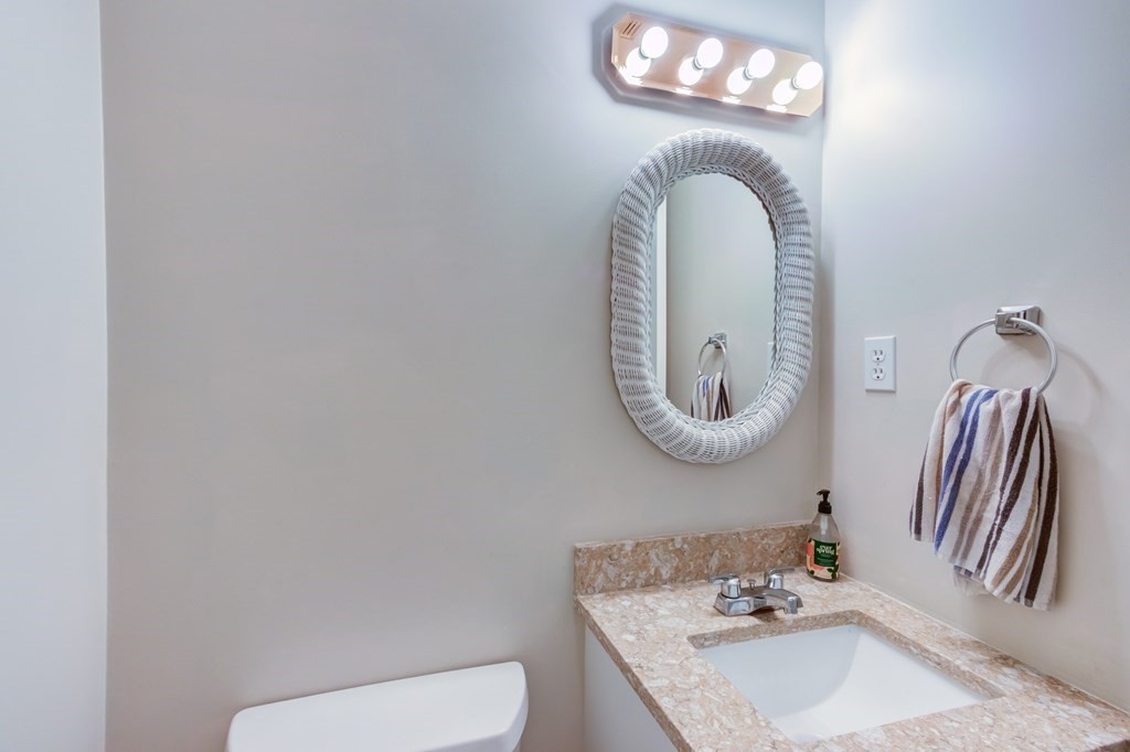 11 Merriam Way Upton, MA 01568 - Photo 21 of 42 Gallery Image 21