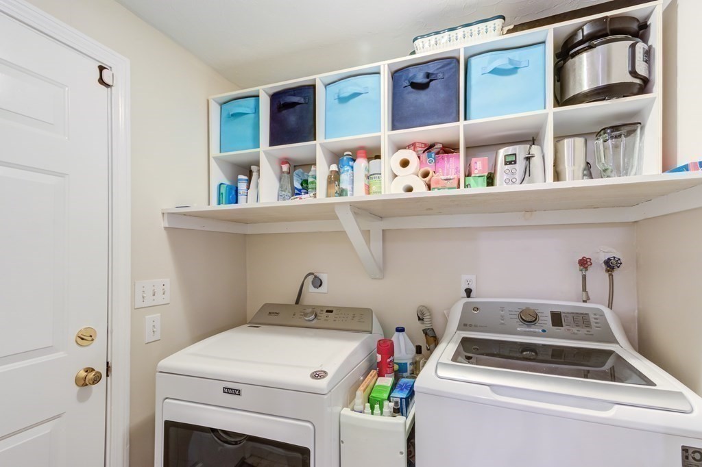 11 Merriam Way Upton, MA 01568 - Photo 9 of 42 Gallery Image 9
