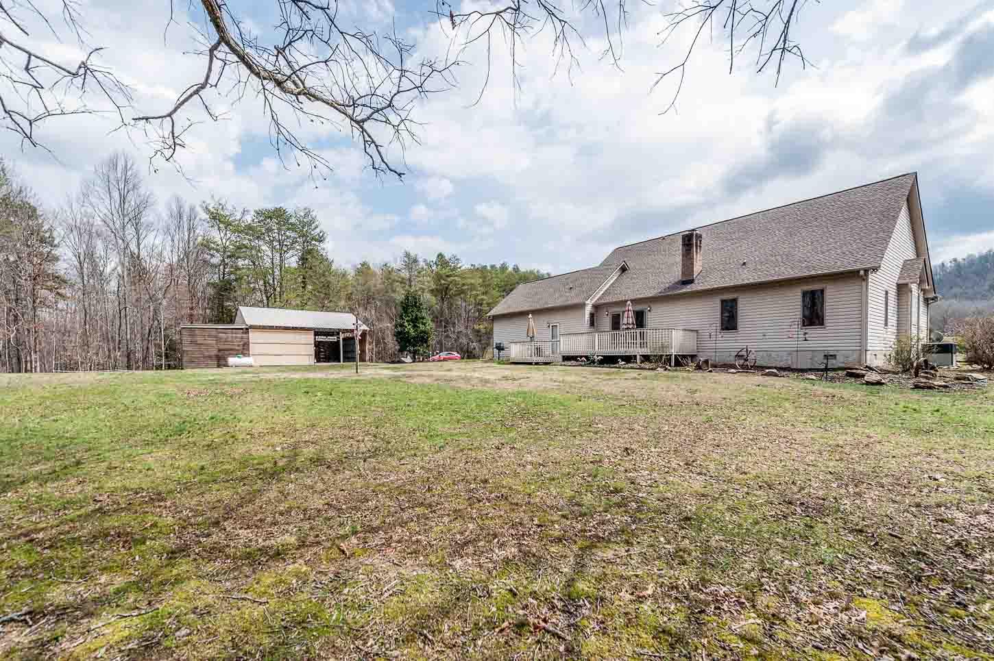 1207 Belltown Road Tellico Plains, TN 37385 - Photo 4 of 36 _F322660-Edit