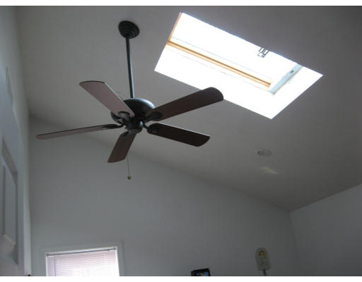 9 A Ansonia Road, Unit LEFT Worcester, MA 01605 - Photo 12 of 17 Gallery Image 12