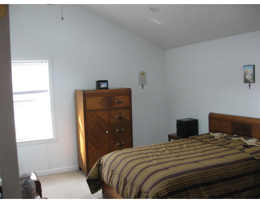 9 A Ansonia Road, Unit LEFT Worcester, MA 01605 - Photo 13 of 17 Gallery Image 13
