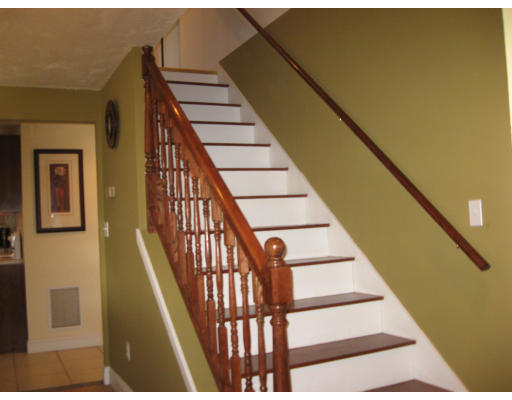 9 A Ansonia Road, Unit LEFT Worcester, MA 01605 - Photo 15 of 17 Gallery Image 15