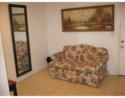 9 A Ansonia Road, Unit LEFT Worcester, MA 01605 - Photo 17 of 17 Gallery Image 17