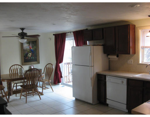 9 A Ansonia Road, Unit LEFT Worcester, MA 01605 - Photo 8 of 17 Gallery Image 8