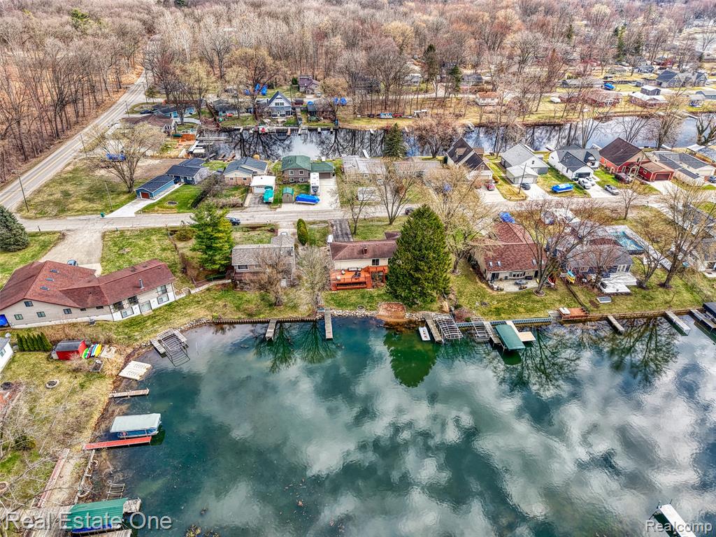 10846 Colony Pinckney, MI 48169 - Photo 49 of 58