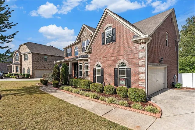 $585,000 | 2234 Golden Eagle Drive, Locust Grove, GA 30248