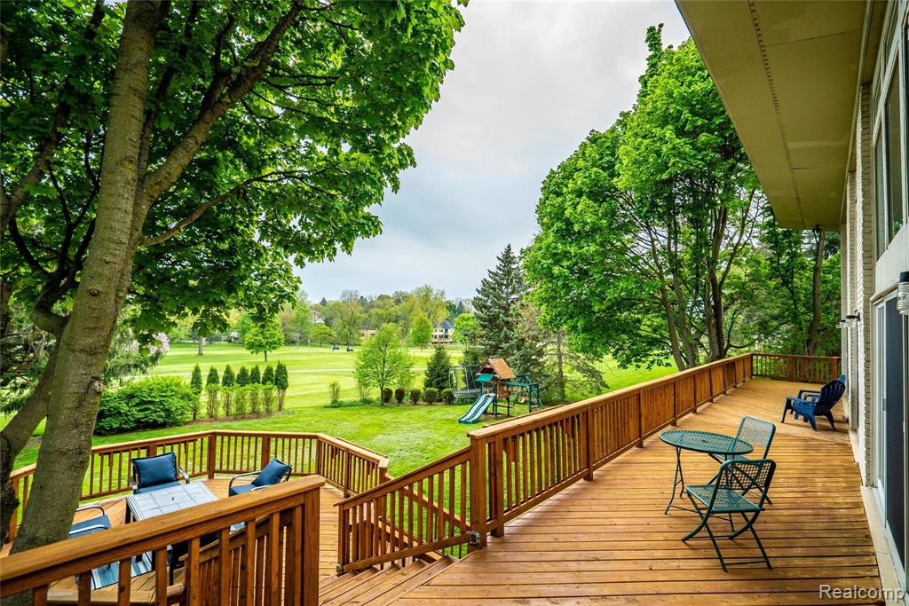 2870 West Hickory Grove Road Bloomfield Hills, MI 48302 - Photo 26 of 31