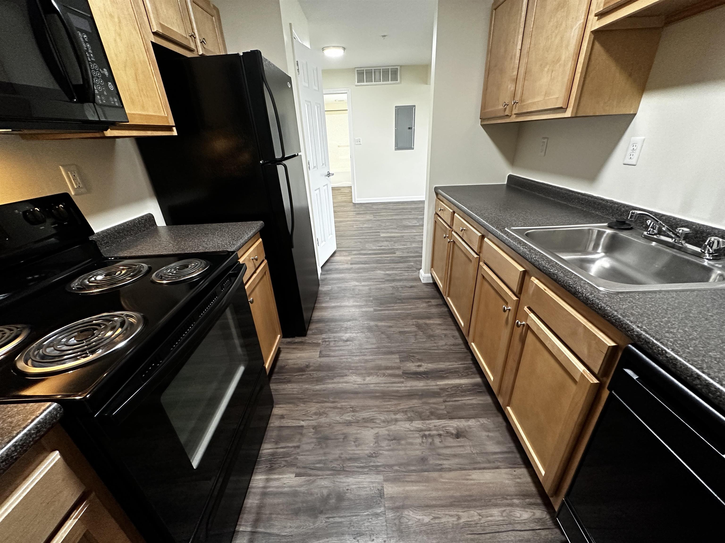 50 Sentinel Court, Unit 208 Manchester, NH 03103 - Photo 10 of 39