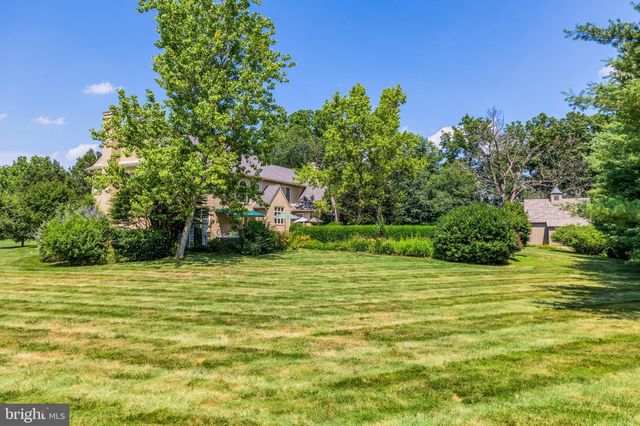 $975,000 | 603 Swallow Lane, West Chester, PA 19380